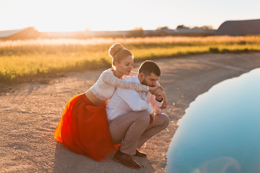 Fotógrafo de bodas Yuliya Novikova (novikova). Foto del 4 de septiembre 2018