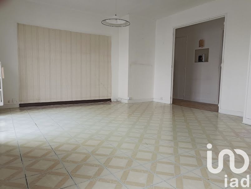 Vente appartement 3 pièces 63 m² à Saint-Etienne (42000), 77 000 €