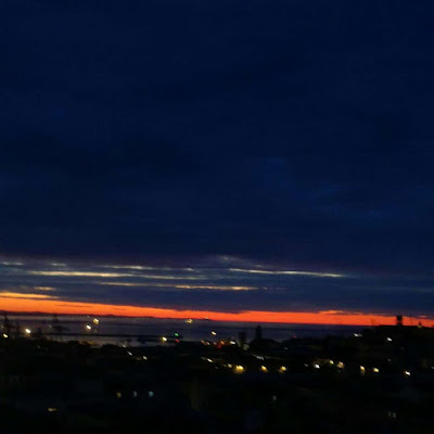 skyline in red di BALDORIA