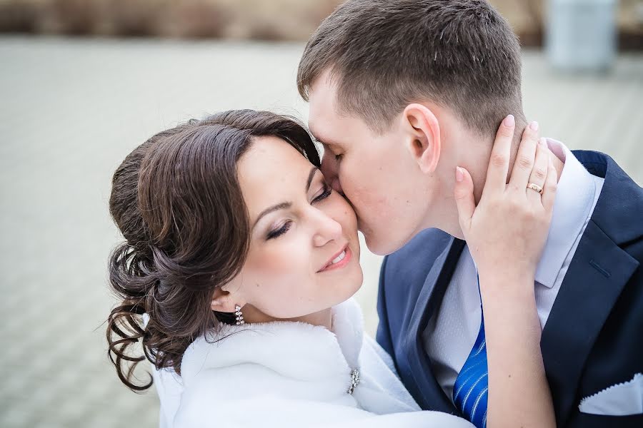 Wedding photographer Yuliya Serova (serovajulia). Photo of 29 April 2015