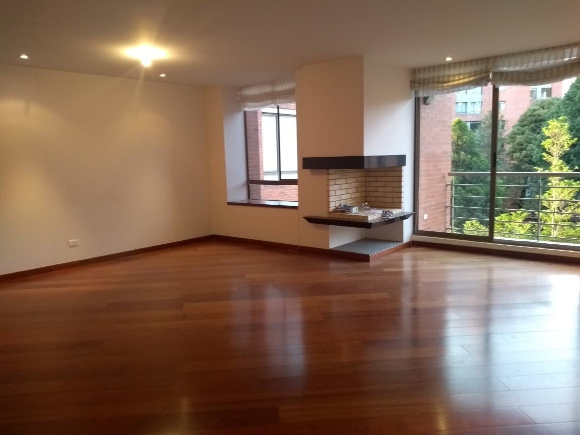 Apartamento En Venta - La Carolina, Bogota