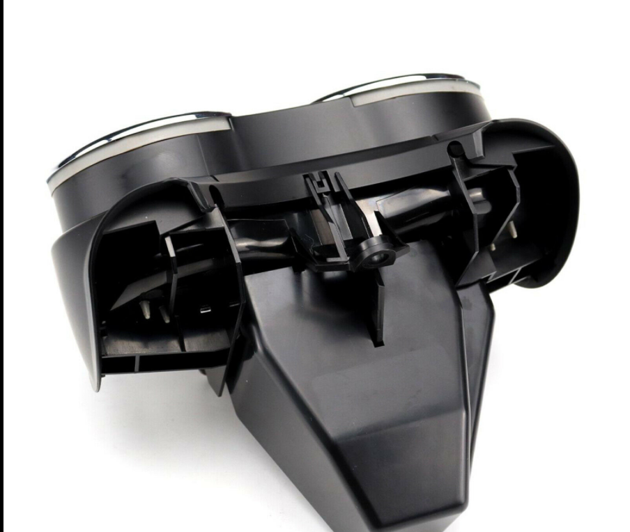 Zwarte Bekerhouder voor Water Handige oplossing om je water veilig en binnen handbereik te houden. Geschikt voor diverse bekers en flessen.