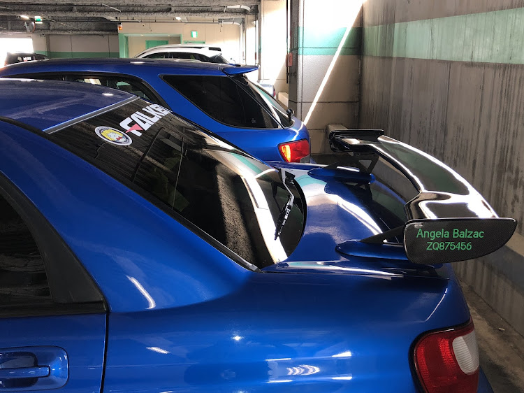 インプレッサ WRX STIの1年点検完了・ワゴンとセダン似てるけど共通はボンネットとフロントドアだけ・勝手にスバルの法則に関するカスタム事例の投稿画像6枚目