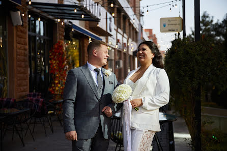 Fotógrafo de casamento Dinara Yusupova (dinarayusupova). Foto de 16 de novembro 2021