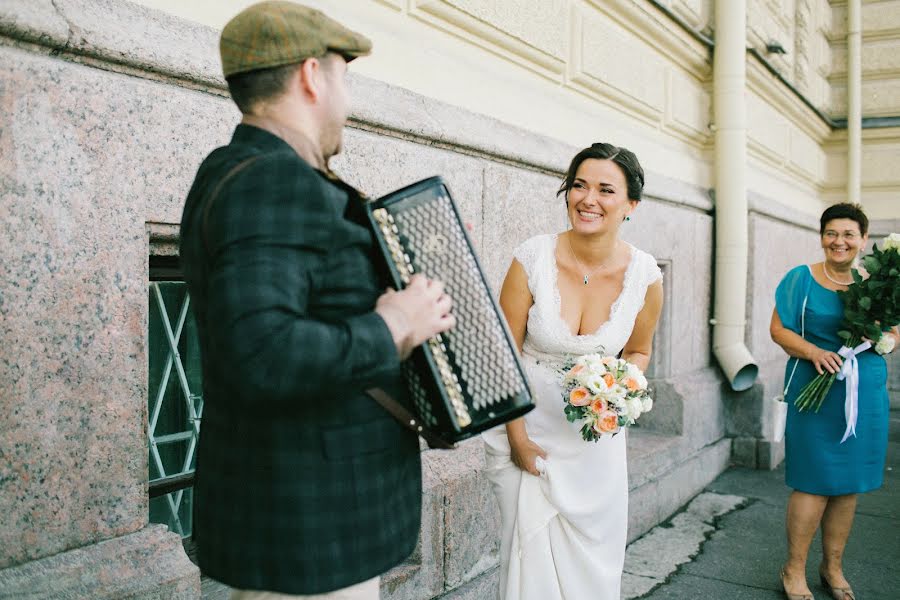 Svadobný fotograf Yuliya Smolyar (bjjjork). Fotografia publikovaná 4. septembra 2014