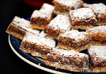 Chocolate Pecan Pie Bars was pinched from <a href="http://joelens.blogspot.com/2011/09/chocolate-pecan-pie-bars.html?utm_source=crowdignite.com" target="_blank">joelens.blogspot.com.</a>