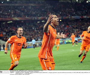 🎥 Le plus beau but de la carrière de Giovanni van Bronckhorst 