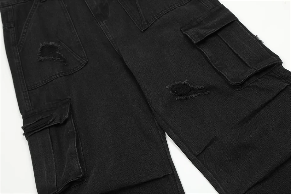 Calças jeans de trabalho masculinas funcionais com múltiplos bolsos. Conforto e praticidade para profissionais e atividades.