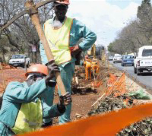 ON TRACK? There remains resistance among some representative bodies that the Gautrain project will not be of benefit to the mojority of South Africans. Pic. Tebogo Letsie.28/09/06. © Sunday Times. Business Day Weekender, 2/12/2006, Page 5.