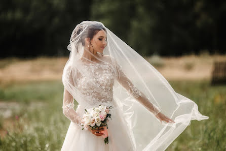 Fotografo di matrimoni Yuliya Zubkova (zubkovayulya). Foto del 6 ottobre 2021