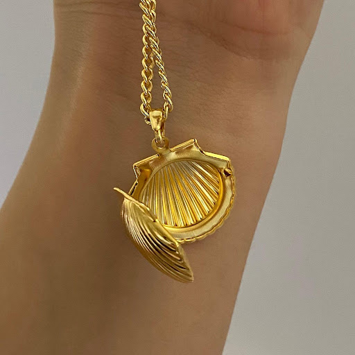Title 2, Titanium Steel Album Necklace Opening and Closi...