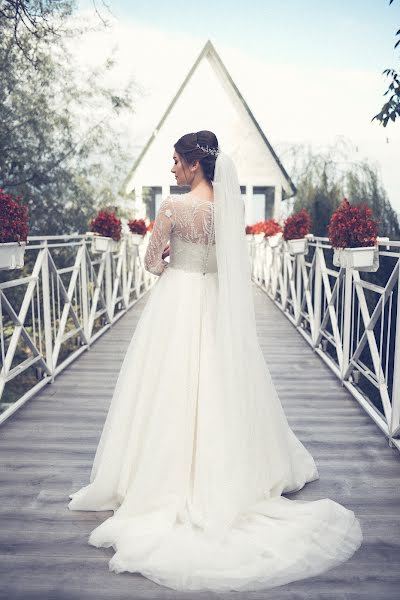 Wedding photographer Sergey Dyadinyuk (doger). Photo of 13 April 2022