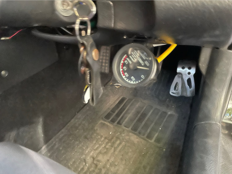 カプチーノのバックタービン・エアクリレス・ブースト計・Garage Tuoに関するカスタム事例の投稿画像1枚目