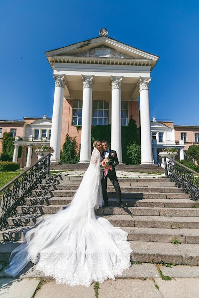 婚禮攝影師Darya Luneva（photodl）。2018 7月24日的照片