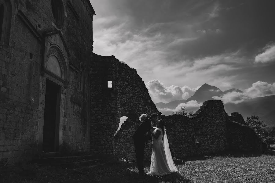 Fotógrafo de casamento Matteo La Penna (matteolapenna). Foto de 22 de setembro 2020