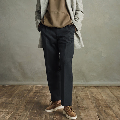 Title 6, Simple Mens and Womens Same Style Loose Casua...