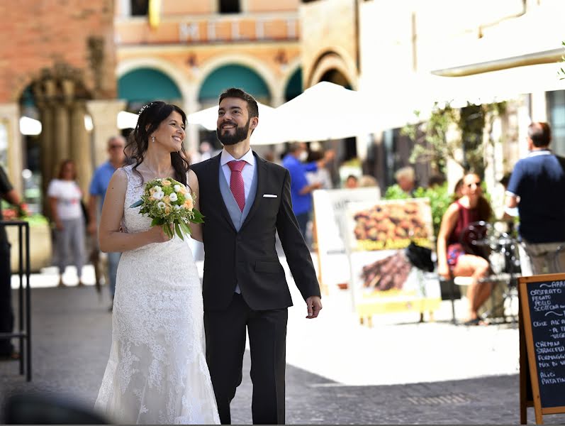 Wedding photographer Fabrizio Durinzi (fotostudioeidos). Photo of 6 May 2021