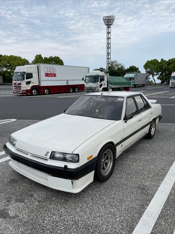 スカイラインのじゃじゃ馬麗心愚・ビタローニミラー・西海岸R30ミーティングに関するカスタム事例の投稿画像1枚目