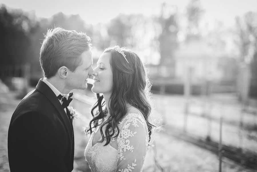 Fotografo di matrimoni Stina Felter (stinafelter). Foto del 30 marzo 2019