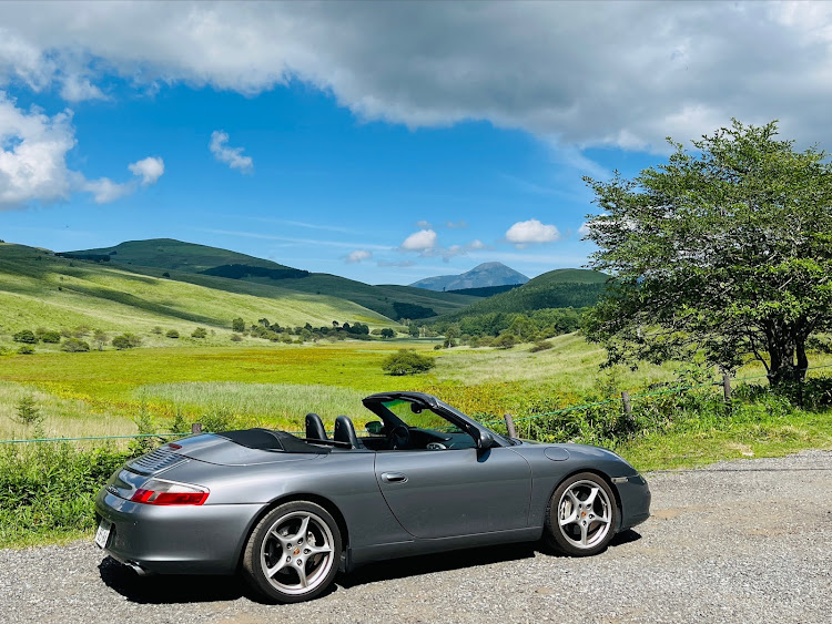 911 クーペのポル君・ぽる娘さん・911の日・9月はポルシェの月に関するカスタム事例の投稿画像2枚目