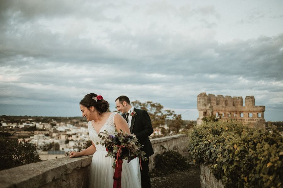 Fotograf ślubny Mari Giaccari (marigiaccari). Zdjęcie z 18 października 2019