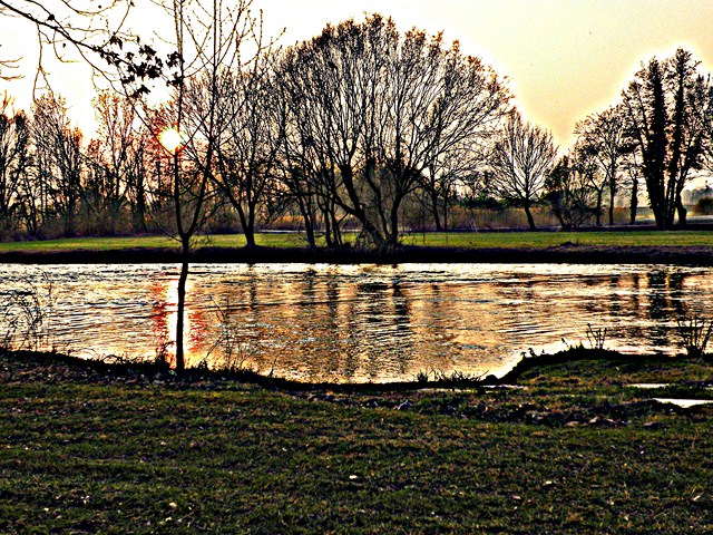 Lungo il fiume... di peperino