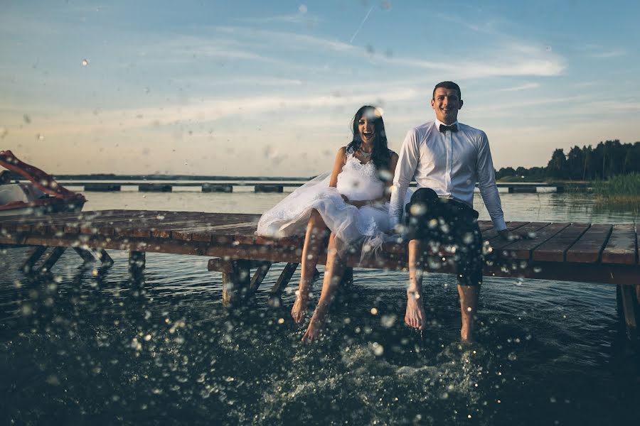 Fotógrafo de casamento Kazimierz Chmiel (swiatloczuly). Foto de 28 de junho 2018