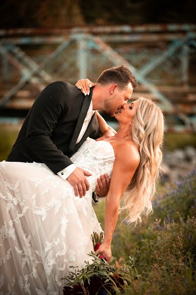 Fotografo di matrimoni Kaley Hewitt (briarrosephoto). Foto del 28 maggio 2023
