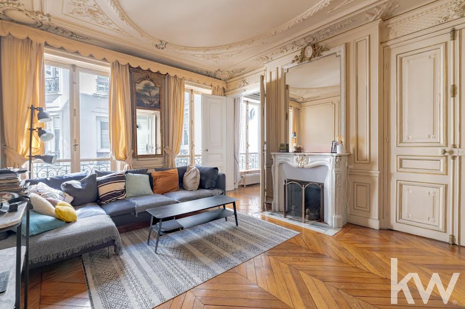 Vente appartement 4 pièces 106.8 m² à Paris 10ème (75010), 1 035 000 €