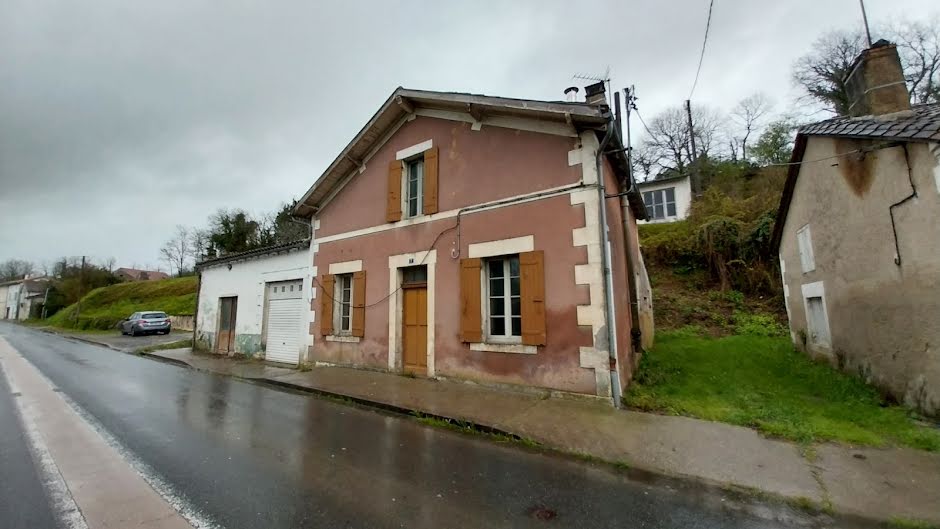 Vente maison 4 pièces 87 m² à Saint-Martin-de-Ribérac (24600), 63 000 €