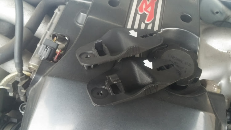 アルテッツァの中古車あるある・保証修理・車両火災寸前・部品交換に関するカスタム事例の投稿画像1枚目