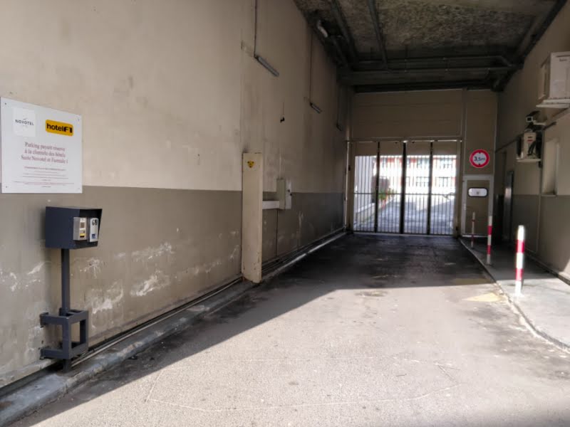 Location  parking  12 m² à Bagnolet (93170), 120 €