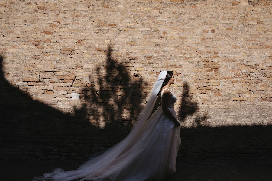 Fotógrafo de casamento Vincenzo Pioggia (vincenzopioggia). Foto de 4 de novembro 2021