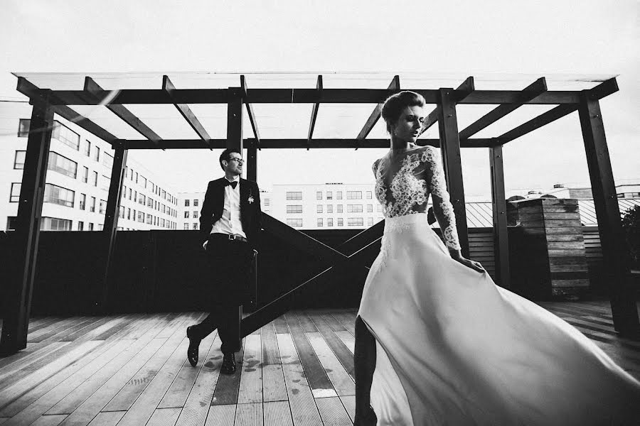 Wedding photographer Artem Vindrievskiy (vindrievsky). Photo of 12 September 2016