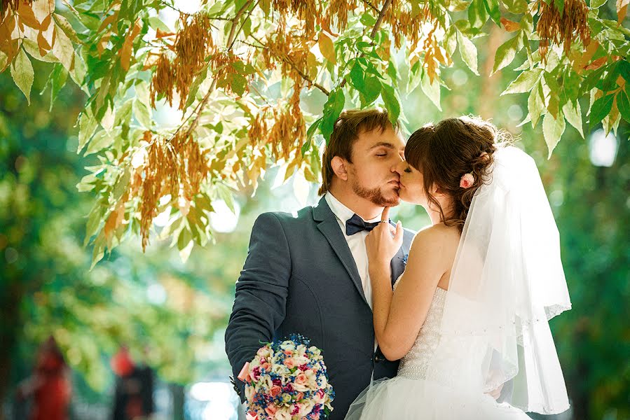 Wedding photographer Vitaliy Sapegin (kookx). Photo of 5 October 2015