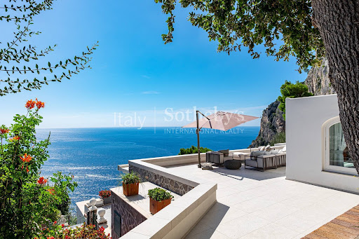 Seaside villa 4
