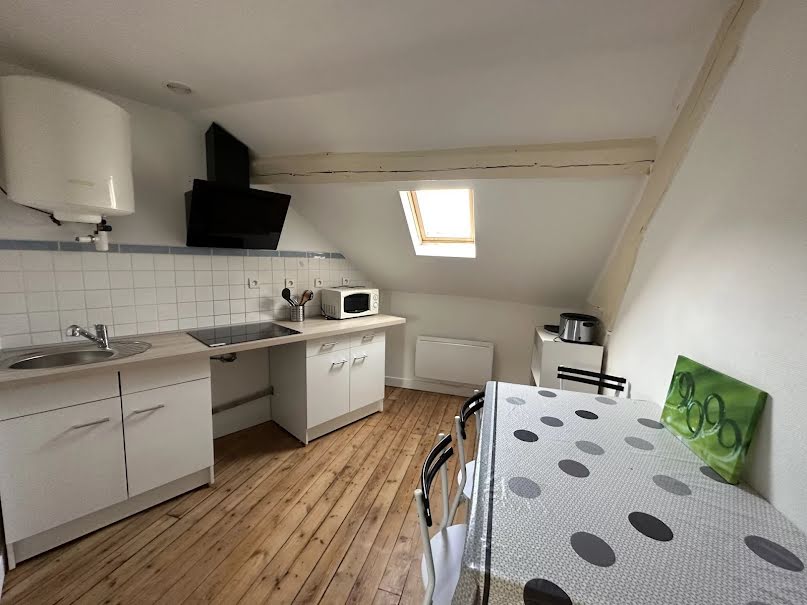 Location meublée appartement 1 pièce 33.68 m² à Saint-Quentin (02100), 430 €