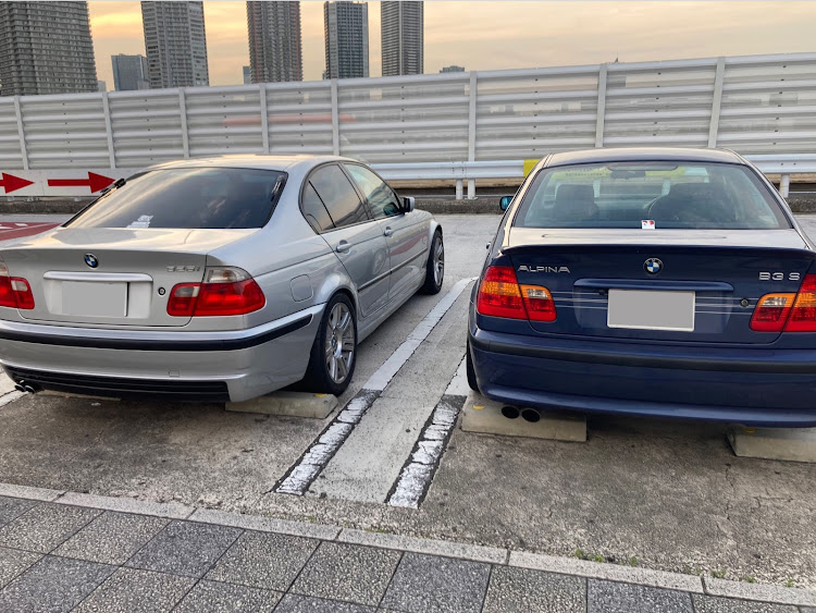 B3 Sの東京・外苑いちょう並木・BMW3シリーズ・BMWアルピナ・旅行に関するカスタム事例の投稿画像2枚目