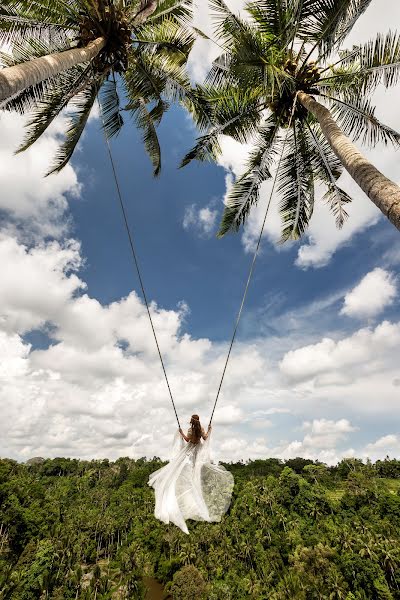 Wedding photographer Andrey Zhulay (juice). Photo of 20 November 2019