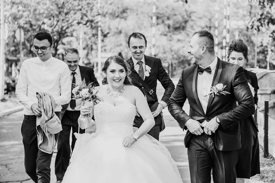 Fotógrafo de casamento Djordje Novakov (djordjenovakov). Foto de 9 de agosto 2018