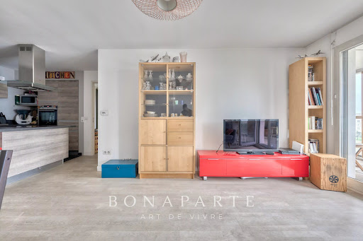 Apartment 5
