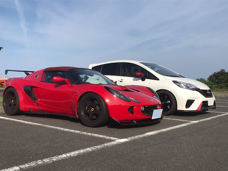 ノートのノートニスモ・e-POWER NISMO S・HE12・シート交換・ローポジに関するカスタム事例の投稿画像3枚目