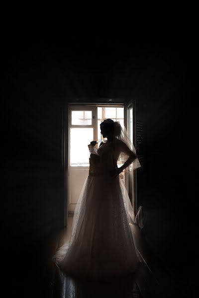 Fotografo di matrimoni Irina Kostina (photokostina). Foto del 28 aprile 2019