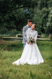 Fotógrafo de casamento Evgeniya Devichenskaya (devichenskaya). Foto de 2 de outubro 2019