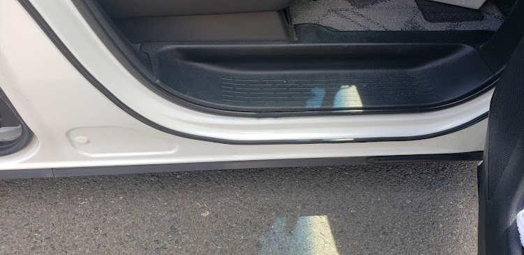 ヴォクシーの七零保存會・風切り音防止・DIYに関するカスタム事例の投稿画像3枚目