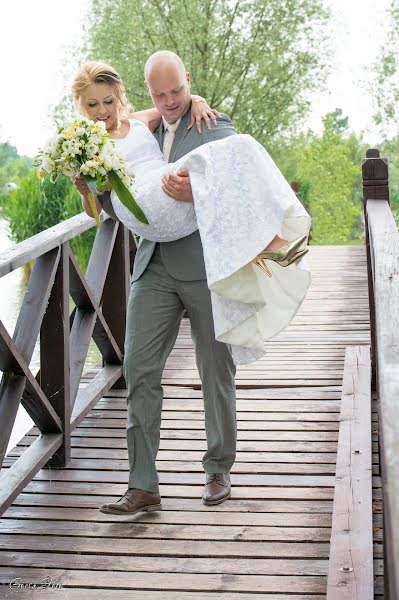 Fotógrafo de bodas Lilla Gócsa (gocsalilla). Foto del 3 de marzo 2019