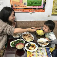 阿溪雞肉飯