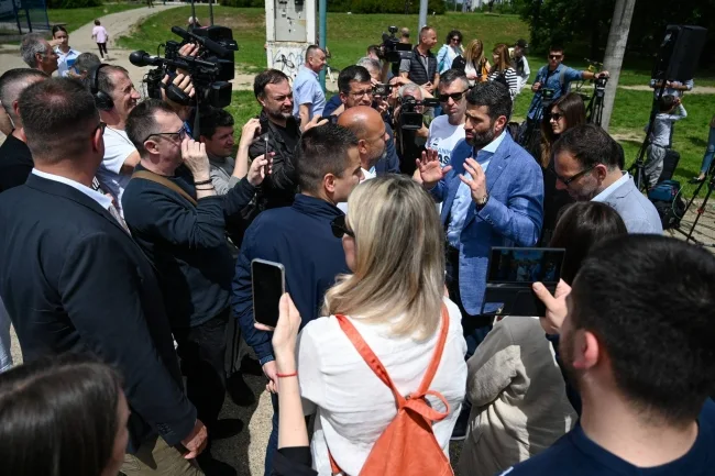 Opozicija osudila Šapića zbog sukoba s aktivistima u Novom Beogradu