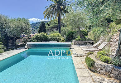 Maison avec piscine et terrasse 3