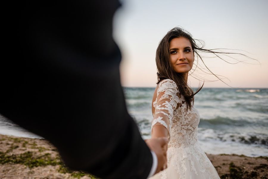 Wedding photographer Mihai Ruja (mrvisuals). Photo of 3 November 2019